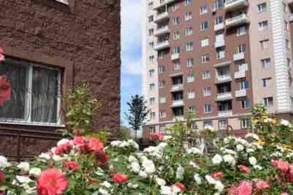 Уютная Квартира В Центре Возле Адк Алматы Экстерьер фото